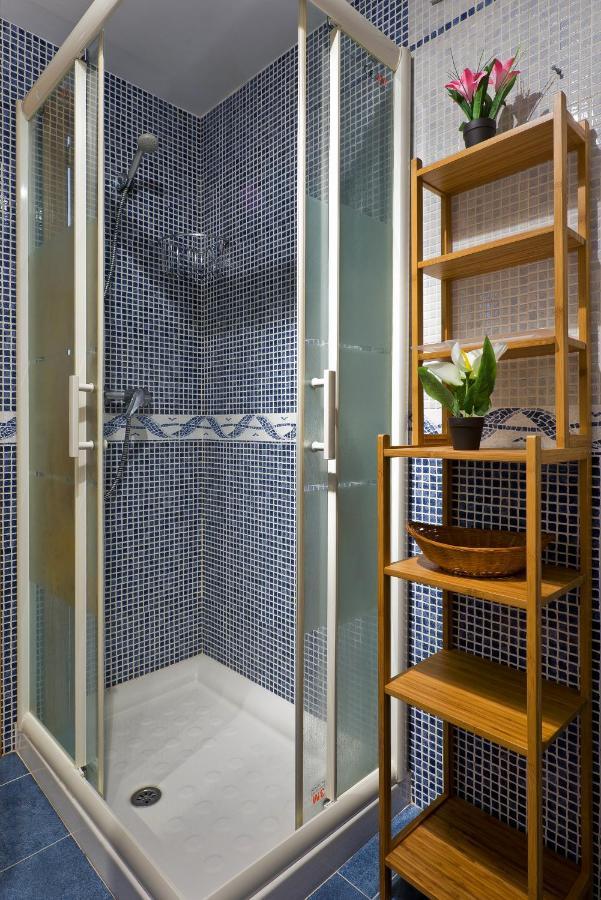 Relaxing Beach Apartment In Fuengirola Parking Buitenkant foto
