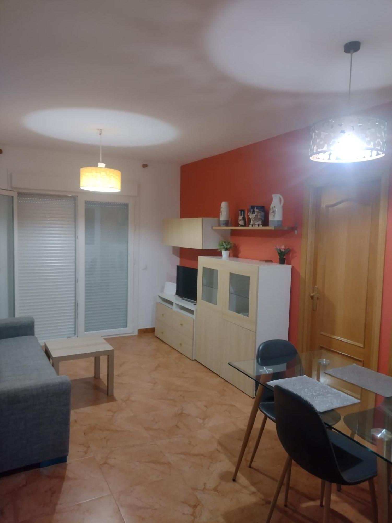 Relaxing Beach Apartment In Fuengirola Parking Buitenkant foto